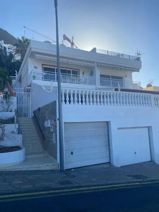 Tipsy Terrace Apartment 아칸티라도 스페인